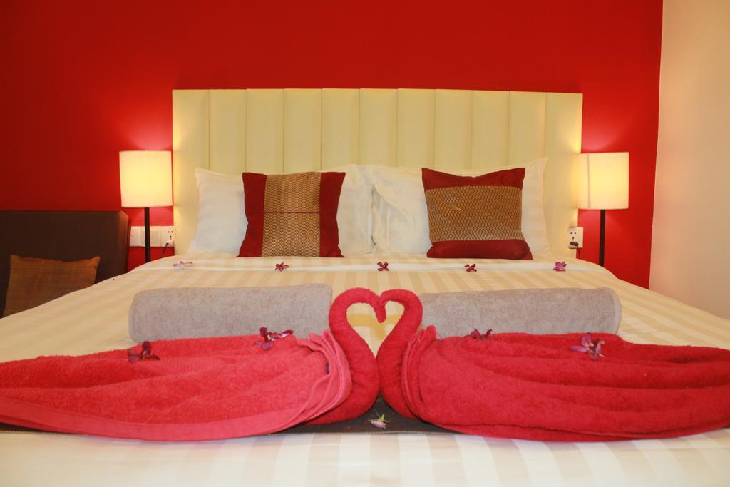 Visoth Boutique Hotel เสียมราฐ ภายนอก รูปภาพ