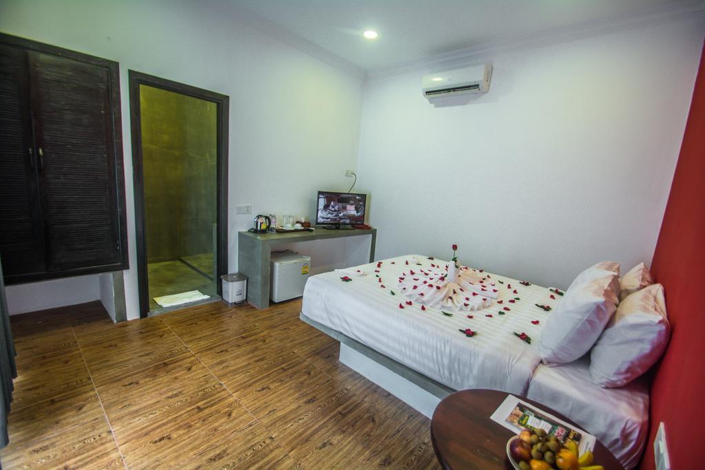 Visoth Boutique Hotel เสียมราฐ ภายนอก รูปภาพ