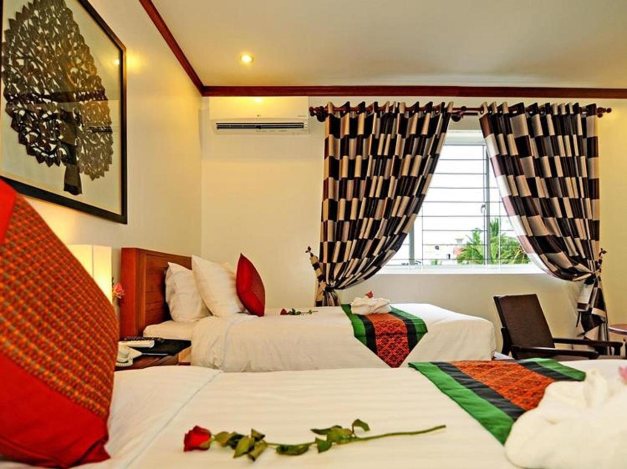 Visoth Boutique Hotel เสียมราฐ ภายนอก รูปภาพ